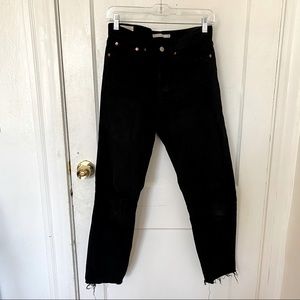 levi’s wedgie ripped jeans